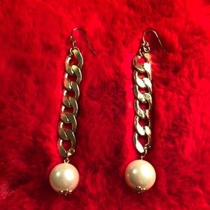 Gold-tone chain and faux pearl earrings